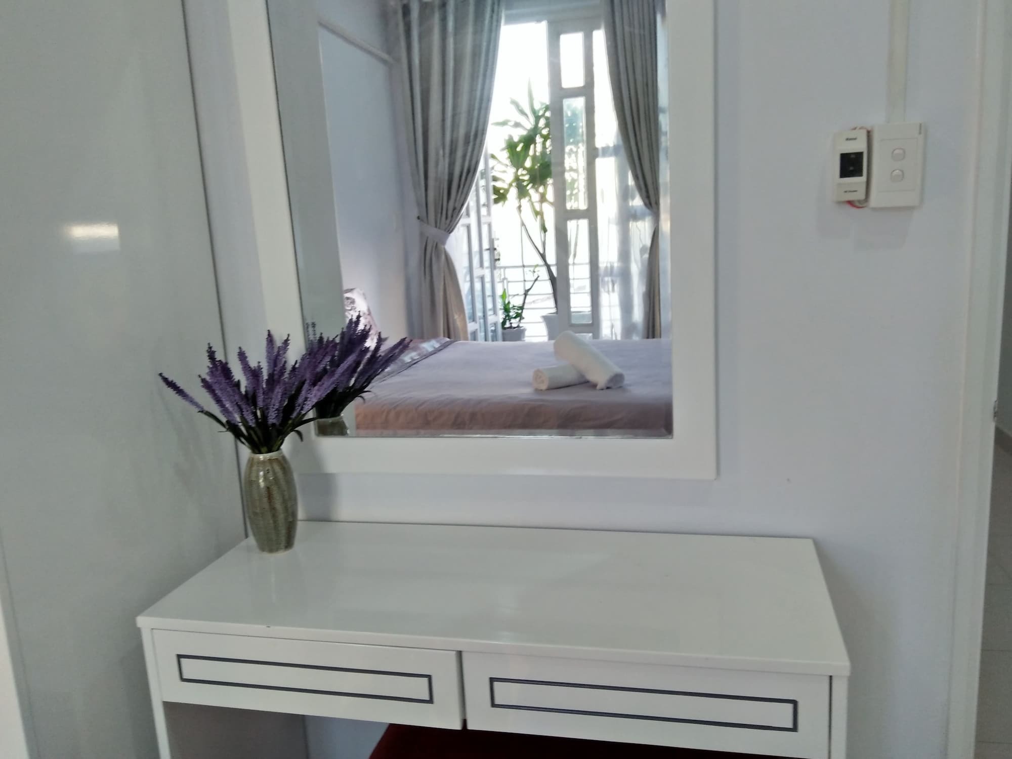 Lehome Serviced Apartment Хошимин Екстериор снимка