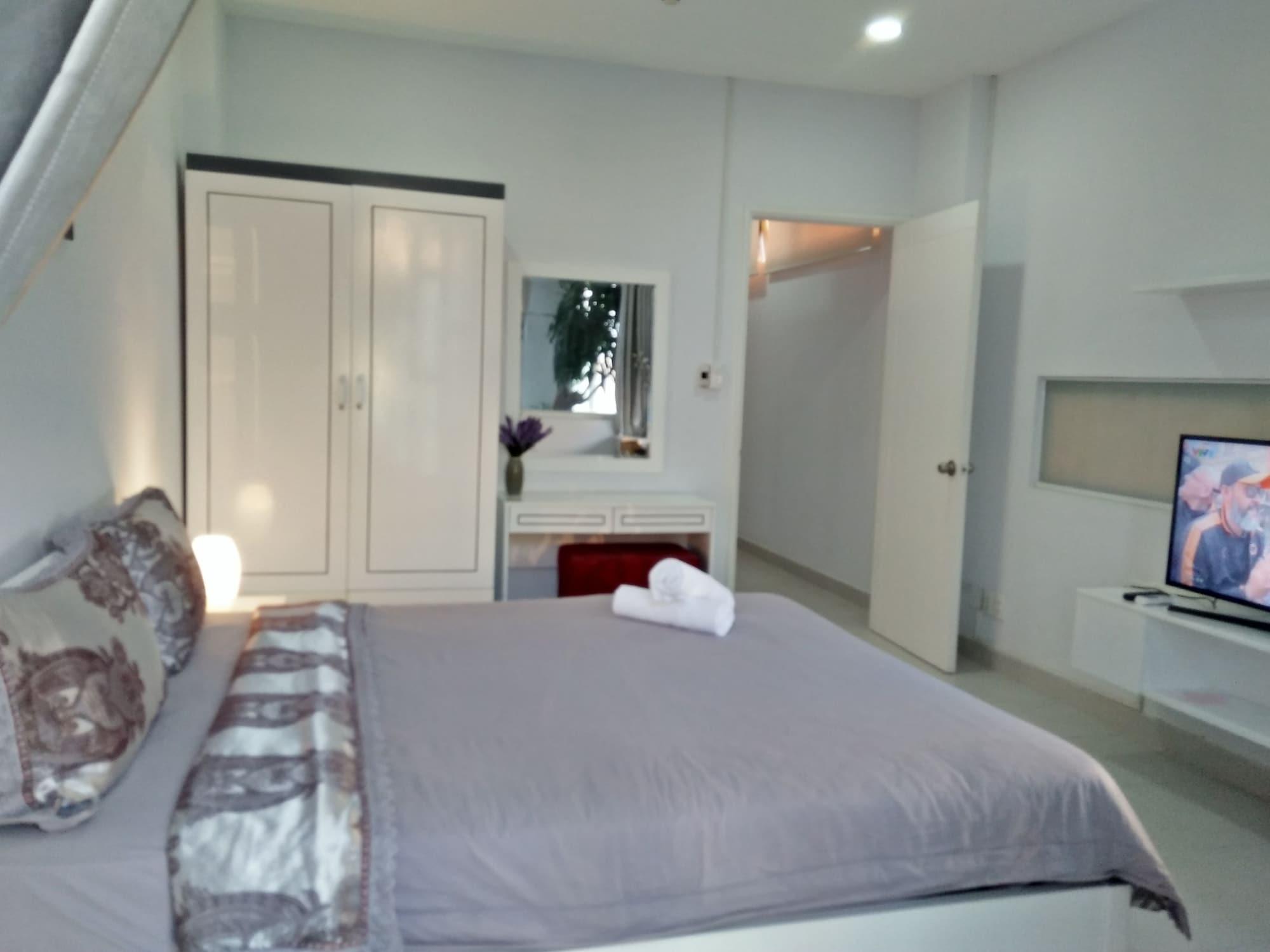 Lehome Serviced Apartment Хошимин Екстериор снимка